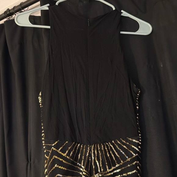 Black and Gold Art Deco Sequins Evening Dress - Size Medium - Picture 3 of 5